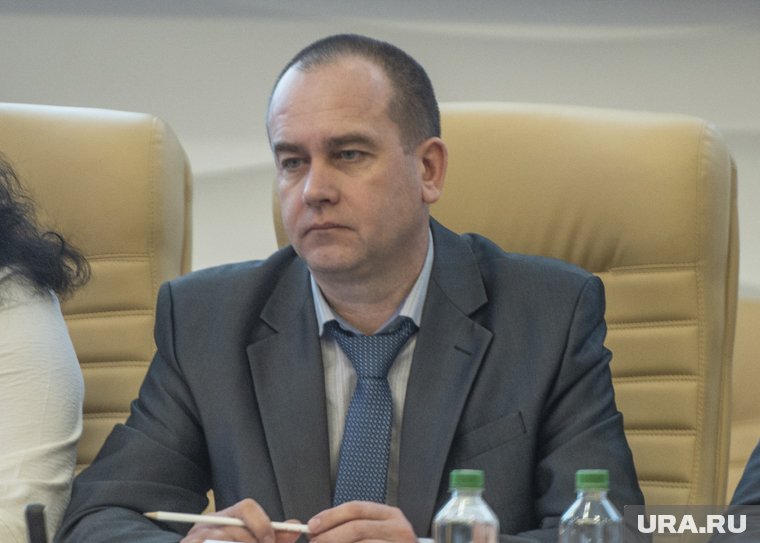 Депутаты разрешили администрации выплатить премию Владимиру Трескову 