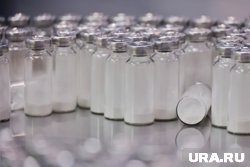 Первыми мРНК-вакцину получат пациенты с меланомой, а позже — с немелкоклеточным раком легкого, сообщил Гинцбург 