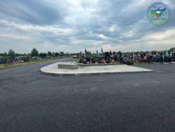 На кладбище появились асфальтированные дорожки, чтобы у родных был доступ к могилам