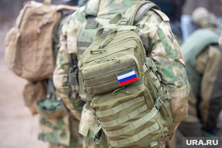 Курганец украл военный рюкзак и технику из пустующей квартиры