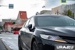 Автомобилей нужного класса в тюменских таксопарках нет