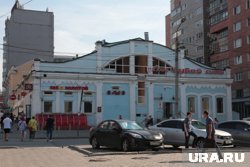 Пермяки заметили странного мужчину на городской улице, который пугал водителей (архивное фото)