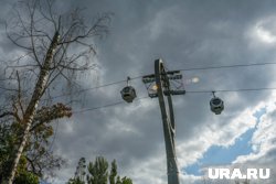 При разгуле стихии канатную дорогу пришлось остановить