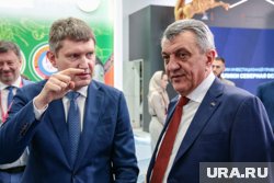Глава Северной Осетии (справа) ввел в Республике режим опасности атаки БПЛА