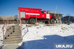 В Приуральском районе ЯНАО загорелся жилой дом