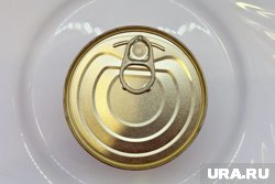 Консервы с тушенкой от курганского мясокомбината оказались некачественными 