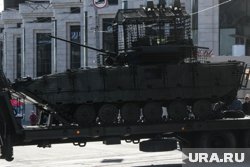 Россия должна предлагать широкий спектр услуг, а не только конкретную технику, считает президент
