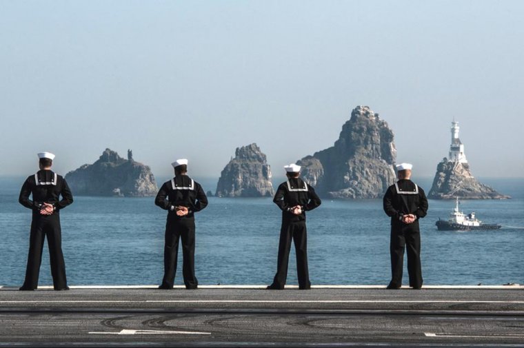Во время испытаний ВМС США произошел сбой беспилотников
