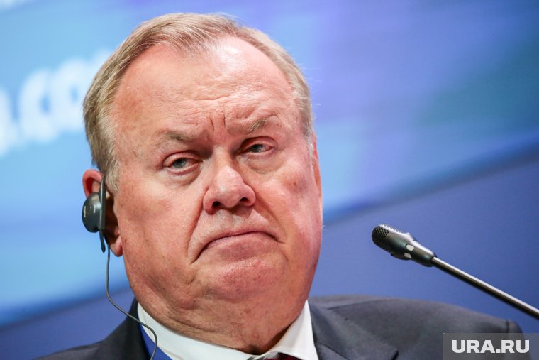Костин отметил, что ключевая ставка может остаться на прежне уровне