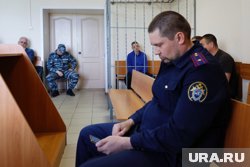 Обвинение настаивает, что Порядин превысил полномочия при задержании водителя