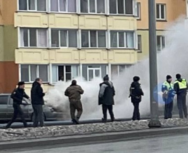 Загорелась машина из электропроводки