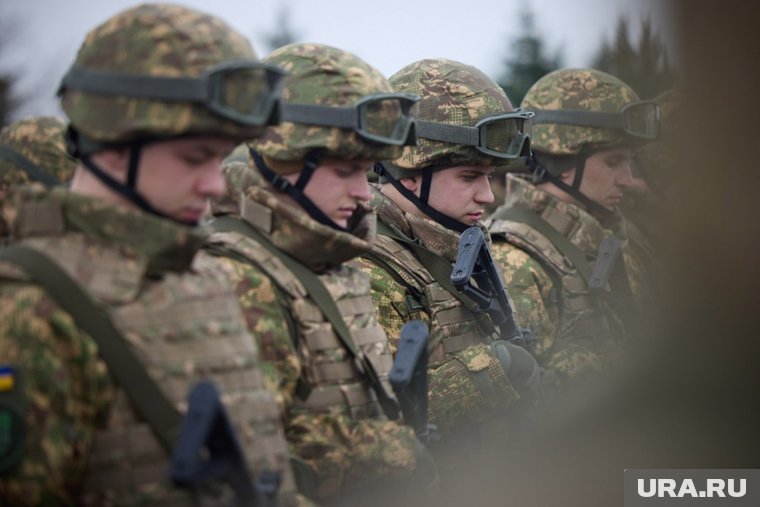 На Украине все военнообязанные обязаны обновить свои данные в военкомате