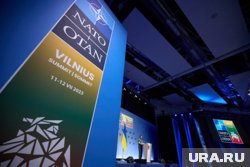 Трамп сообщил, что США будут поставлять оружие Украине через НАТО, а альянс полностью возместит затраты