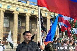  Руководит «Объединением русско-азербайджанской молодежи» Тофик Гусейнов
