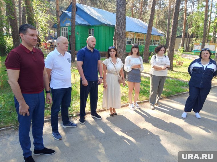 Депутаты ознакомились с работой загородного лагеря