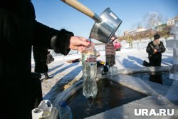 Крещенская вода в Мегионе была темного цвета и со странным запахом