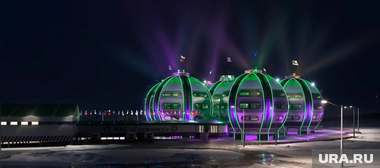 Макет международной арктической станции «Снежинка» 