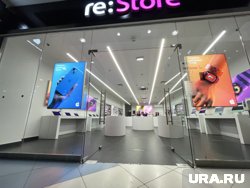 Apple договаривается с властями РФ о предустановке RuStore