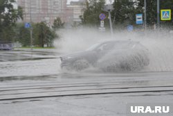 Местами город напоминал маленькую Венецию