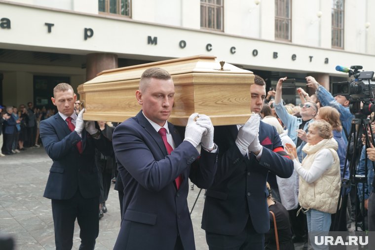 Талызину похоронили на участке, где покоятся ее родственники