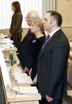  В 2006 году Портнов попал в Верховную Раду как член «Блока Юлии Тимошенко» 