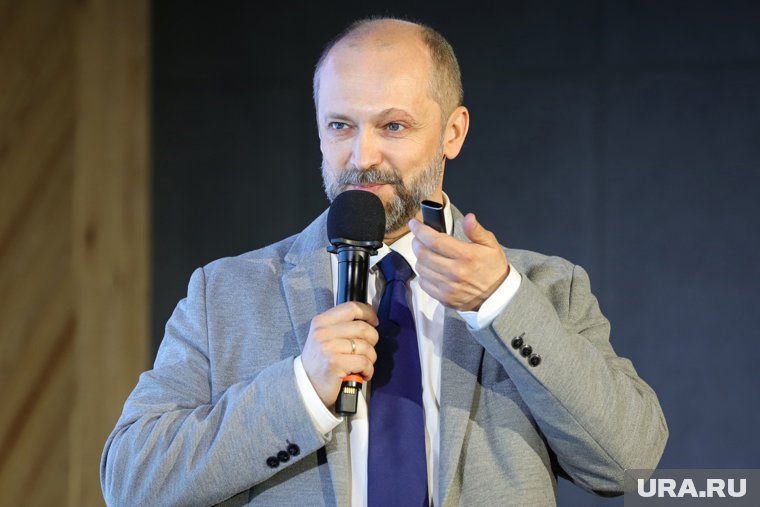 Юрий Чернышев считает основной проблемой нейросетей - возможность утечки данных