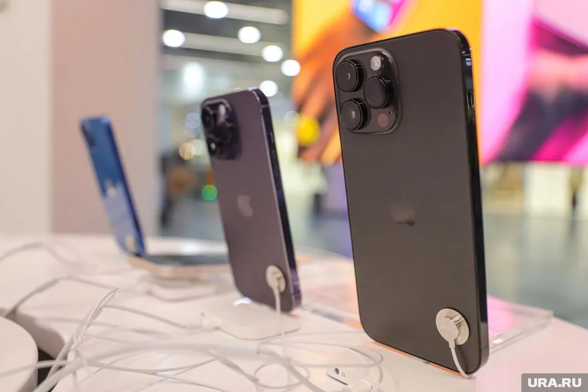 Минимальная цена на смартфон 16 модели составляет 52 тысячи рублей