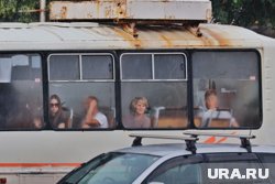Сильный дожди затопили автобус в Кургане
