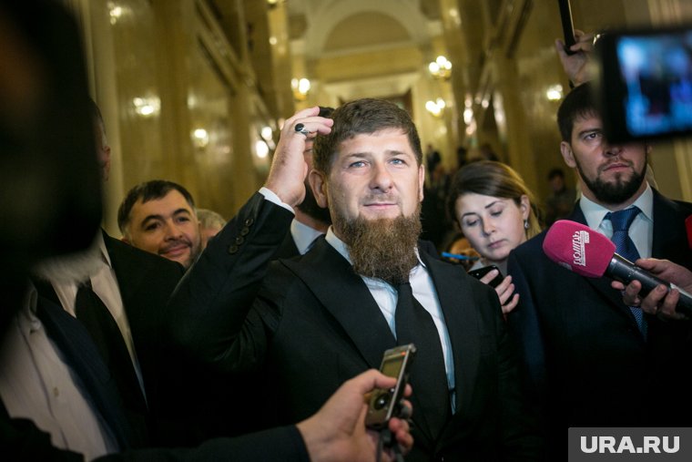 Кадыров сам опровергает слухи о его семье