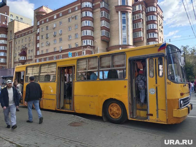 Старенький Икарус прокатит челябинцев абсолютно бесплатно