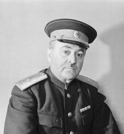 Музыку этой песни написал автор гимна СССР Александр Александров