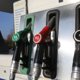 Бензин пропал, заправки закрываются: что происходит с продажей топлива в России