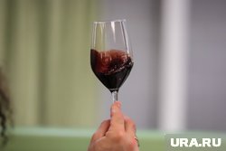 Красное вино может быть опасно для некоторых категорий людей