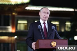Путин отправился на катере «Ураган», сообщили в Кремле