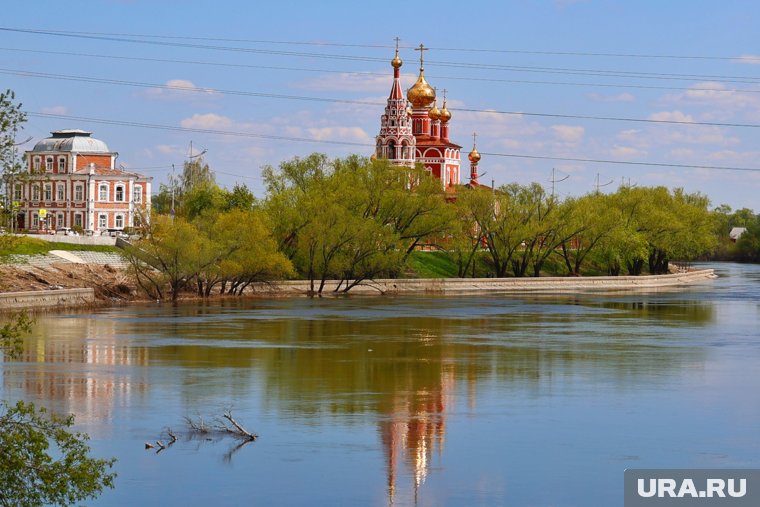 В Кургане вырос уровень воды