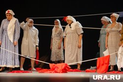 В Кургане 15 мая состоялась премьера музыкального спектакля «По ком звонит колокол…»