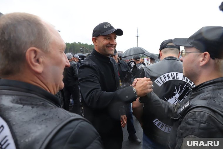 Артем Жога поприветствовал байкеров