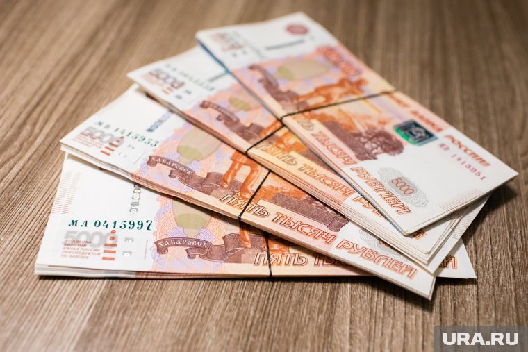 Больше всего в регионе в сфере логистики зарабатывают водители большегрузов