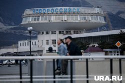 Жительница Новороссийска показала, как выглядит ее квартира после атаки ВСУ. Видео