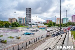 В экстрим-парке разобрали старые трибуны