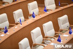 Причиной ухода стал общественный резонанс, вызванный поведением ее дочери