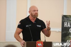 В своей речи Демин также отметил, что любит Челябинск 