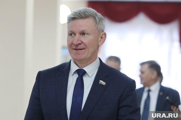 Проблему затопленного дома в Кургане решили только с участием Фролова