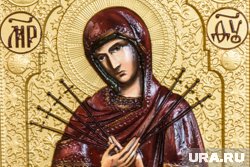 Сенатор Сергей Муратов неоднократно видел, как мироточит икона Божьей Матери «Семистрельная» в Курганской области
