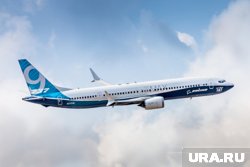 Boeing 737 пролетел мимо посадочной полосы