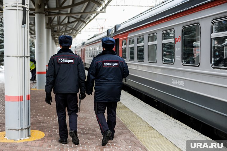 В Тюменском линейном отделе полиции МВД РФ на транспорте пытаются решить кадровый вопрос