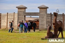 Курганцы посещают экскурсии в археопарке Савин-1 в Белозерском округе
