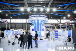 Выставка “Иннопром-2025” в Екатеринбурге стала первой темой совещания