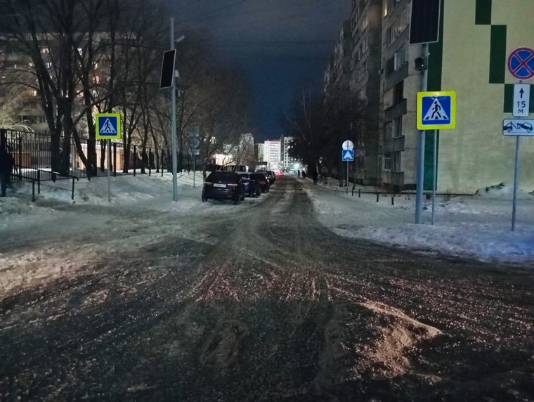 Авария случилась на этом месте утром, когда еще было темно