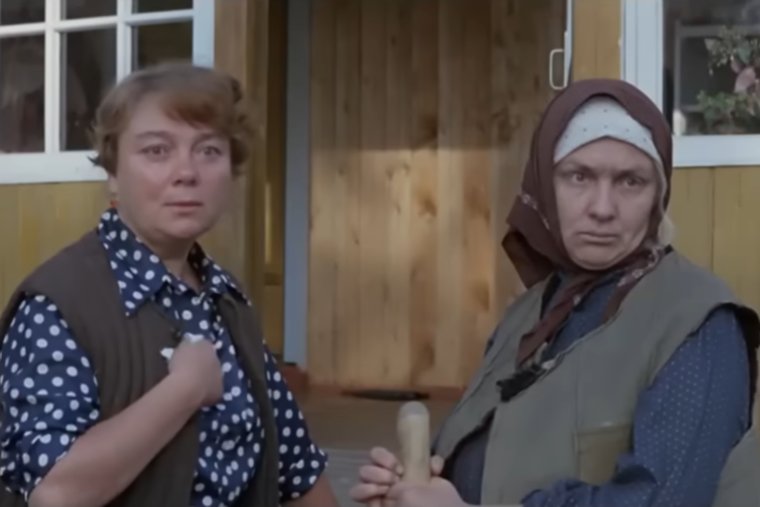 Роль в комедии «Любовь и голуби» сделала Тенякову народной любимицей